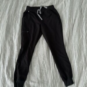 Figs high waist joggers regular length. Size M. Like new.